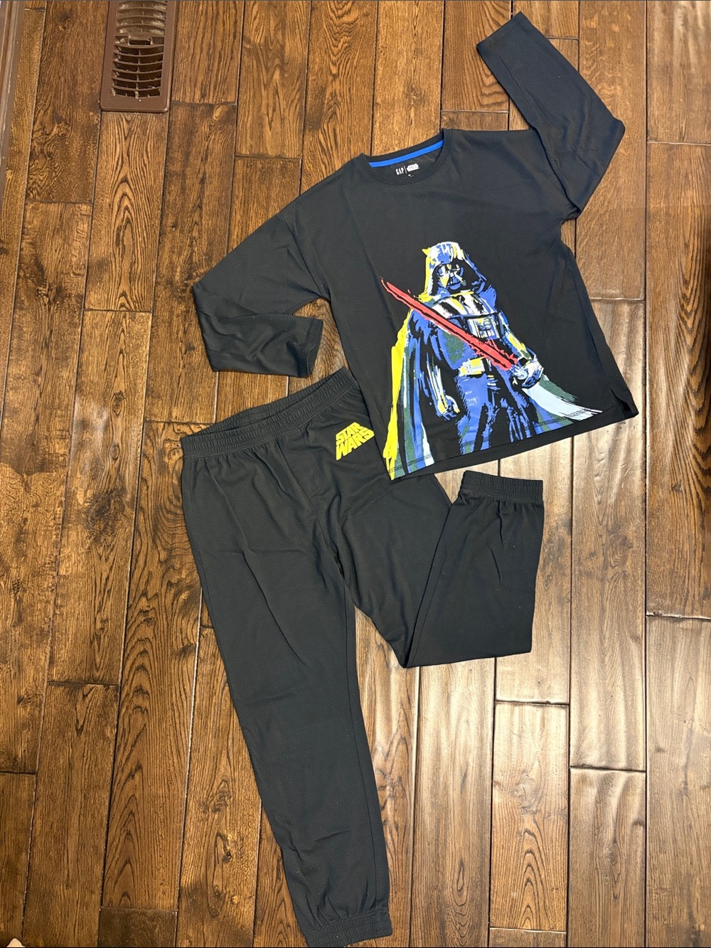 Gap Kids Black Star Wars Darth Vader Pajama Set